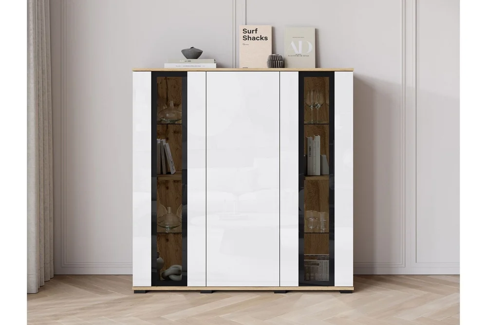 Gammelt Highboard v:5562336