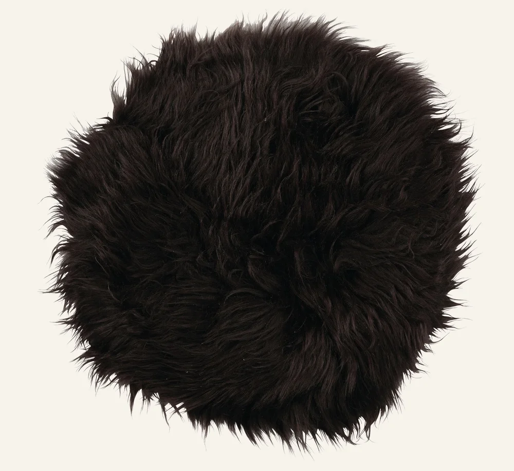 Sitteunderlag mørk brun – 34 cm v:9939441 Sitteunderlag mørk brun – 34 cm v:9939441