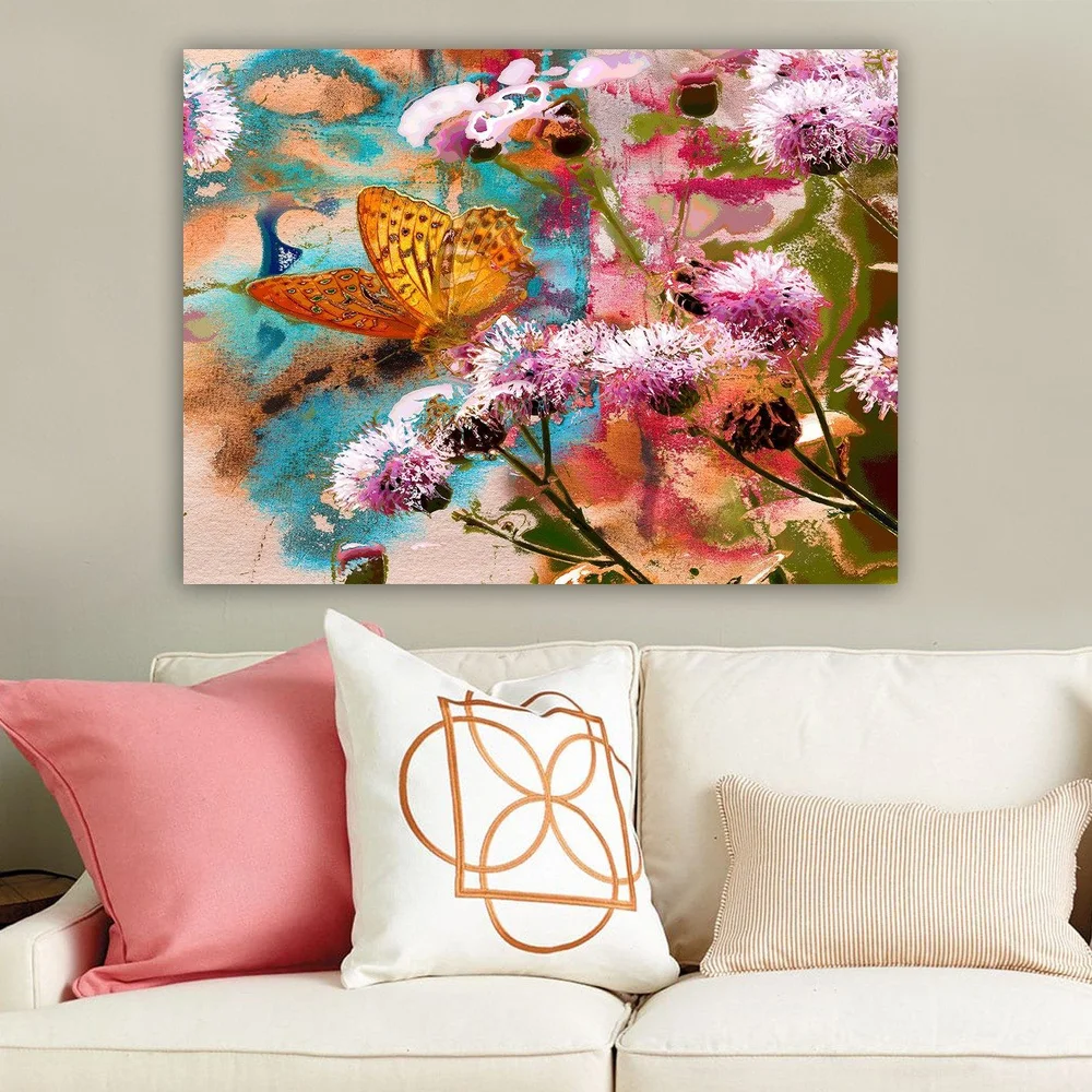 Lerretsbilde 70x100 cm - Fargerik maleri med en sommerfugl som sitter på blomster i et levende naturmiljø v:9751750