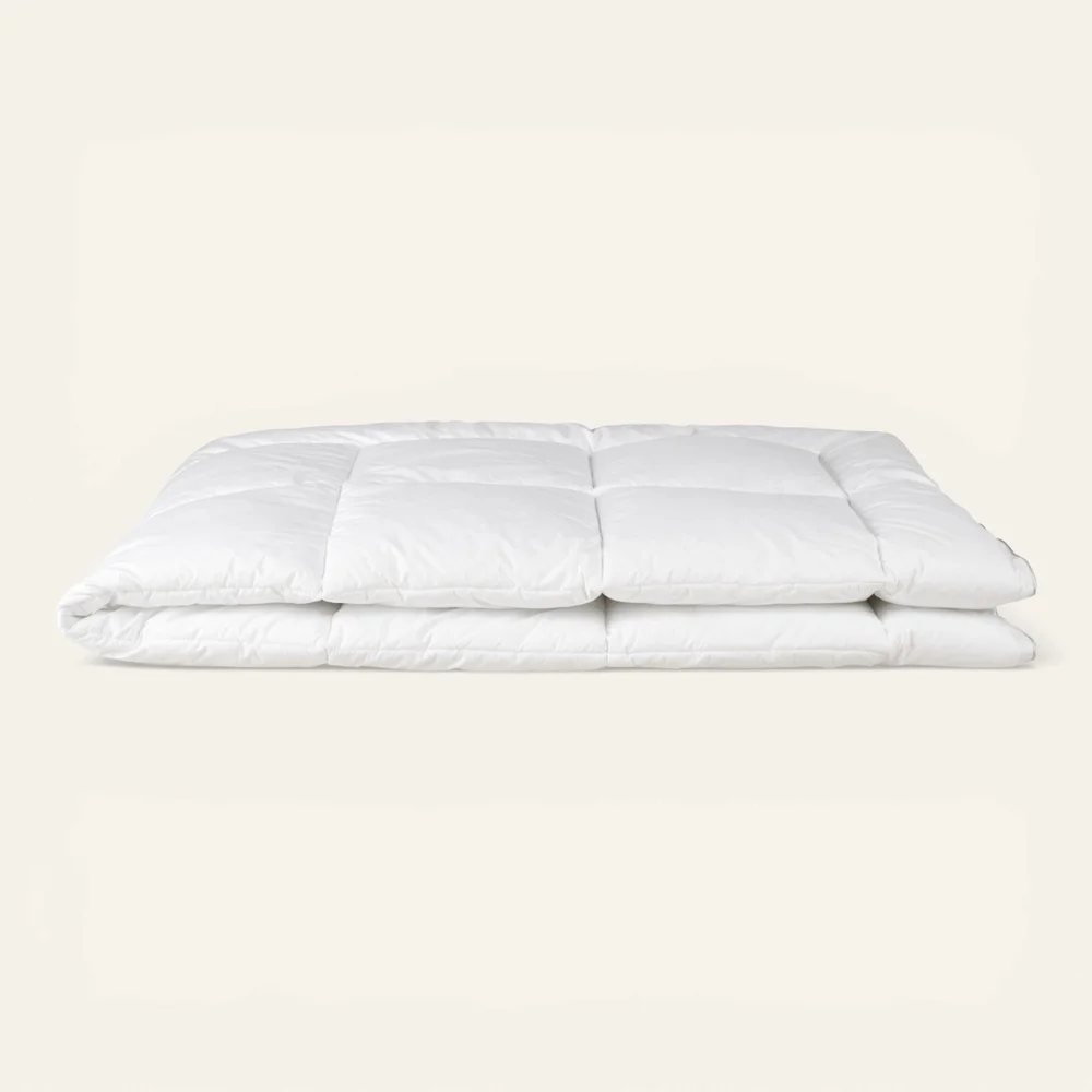 Helårs fiberdyne hvit - 200x220 cm v:2908719