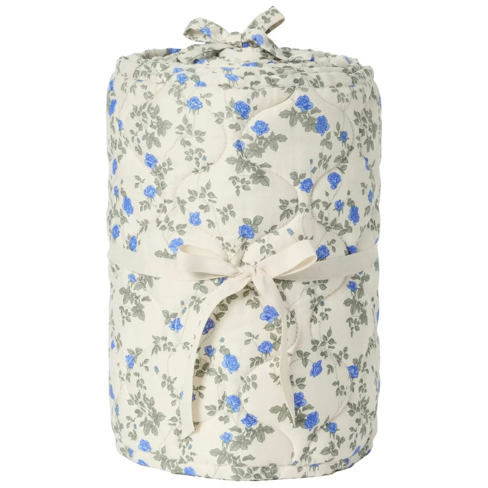 Dainty Quiltet Sprinkelbeskytter, 30×360 cm v:773763 Dainty Quiltet Sprinkelbeskytter, 30×360 cm v:773763
