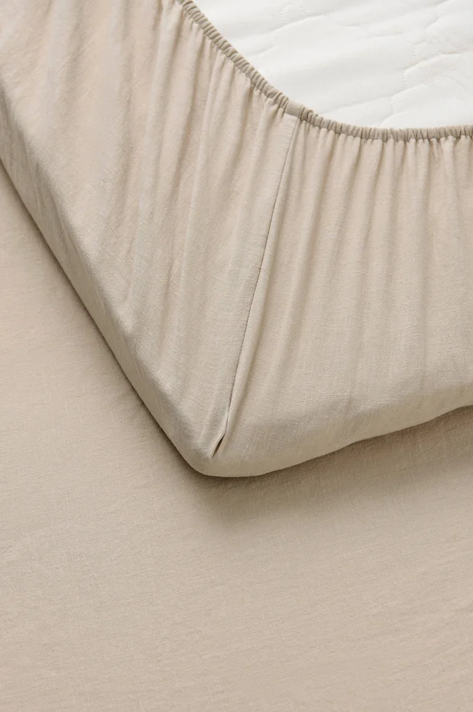 Stretchlaken Elly i bomull og lin - Beige - Tekstiler | m v:4306428