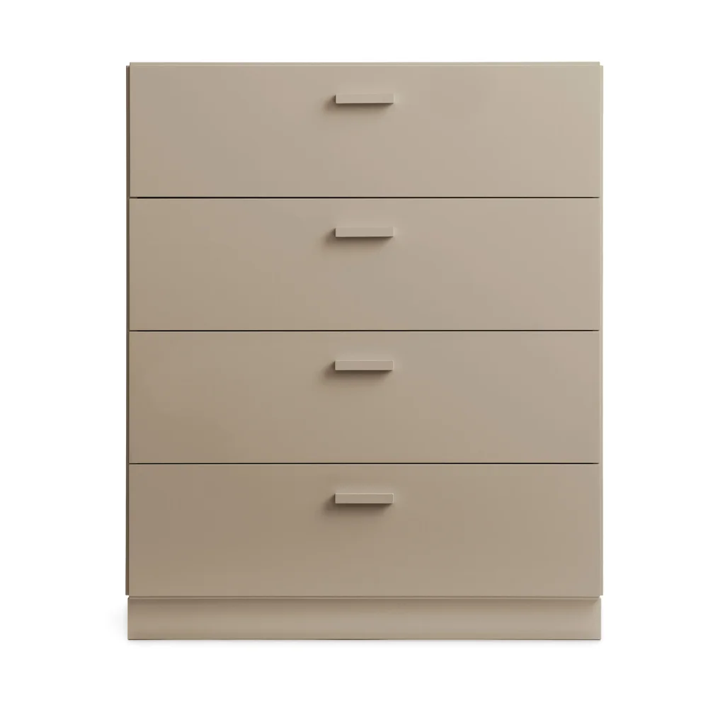 Relief kommode bred med sokkel 82×92 v:9579950 Relief kommode bred med sokkel 82×92 v:9579950