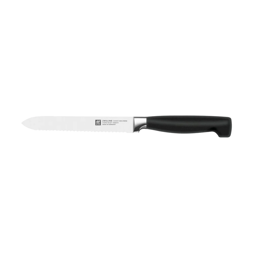 Zwilling Four star tagget universalkniv 13 cm v:9063685 Zwilling Four star tagget universalkniv 13 cm v:9063685