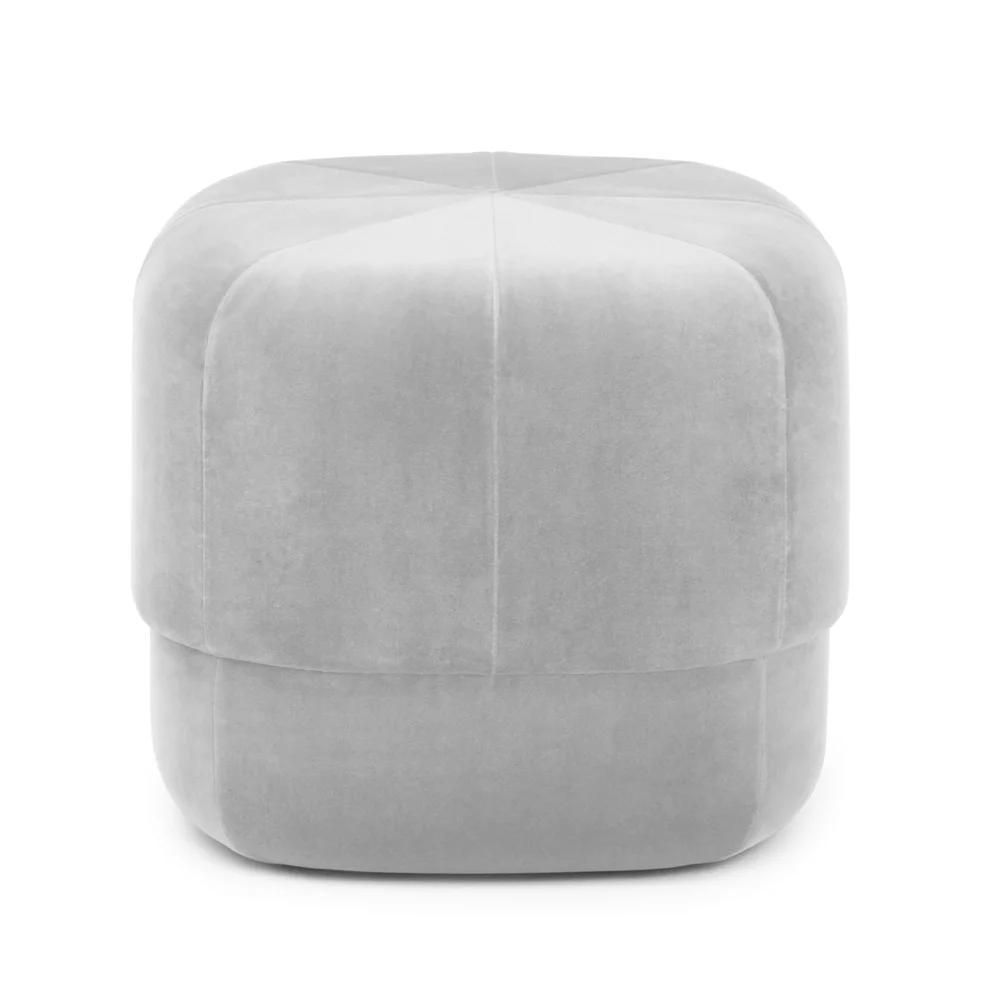 Circus sittepuff v:510475 Circus sittepuff v:510475
