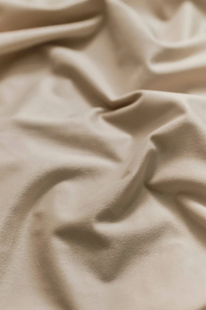 SAVANNAH gardinkappe i fløyel – Beige – Tekstiler | m v:2818929 SAVANNAH gardinkappe i fløyel – Beige – Tekstiler | m v:2818929